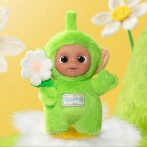 ❌SOLD❌Pop Mart Teletubbies "Say Hello" Series Dipsy's Naughty Flower Plush